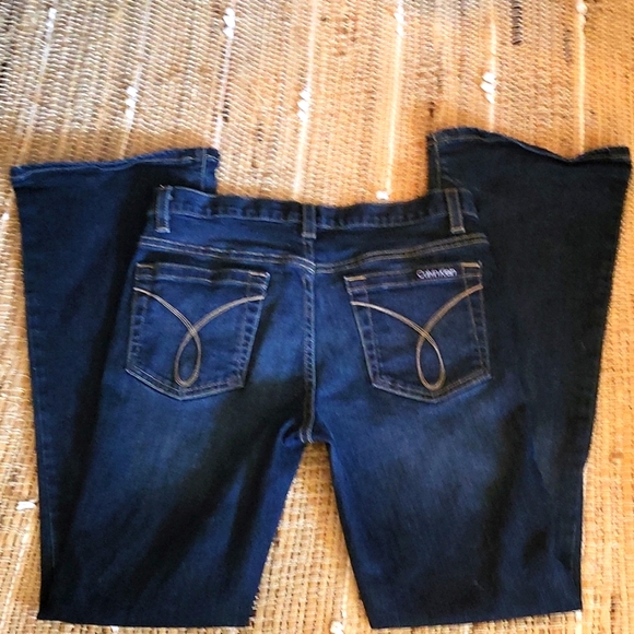 Calvin Klein Flare Jeans size 6, EUC! - Picture 2 of 6